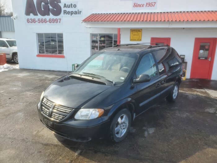 2007 Dodge Caravan - Image 4