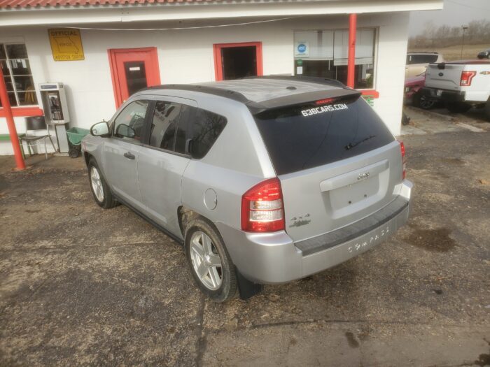 2007 Jeep Compass - Image 6