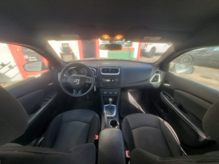 2013 Dodge Avenger SE - Image 10