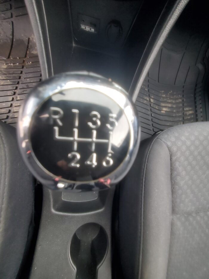 2013 Hyundai Accent - Image 16