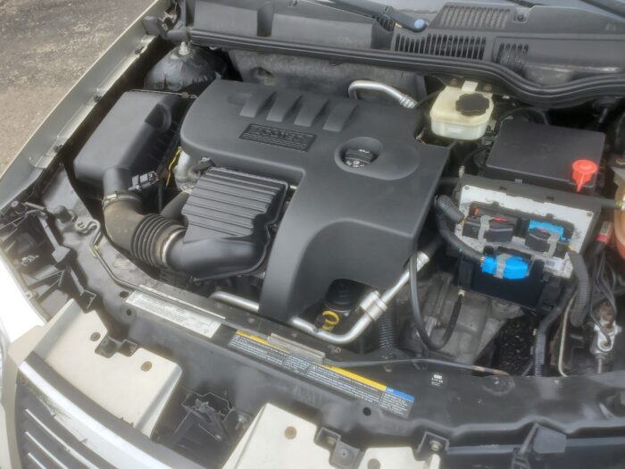 2005 Saturn Ion - Image 10