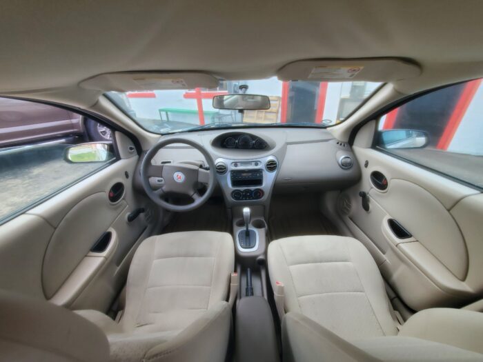 2005 Saturn Ion - Image 12