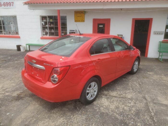2014 Chevrolet Sonic LT - Image 6