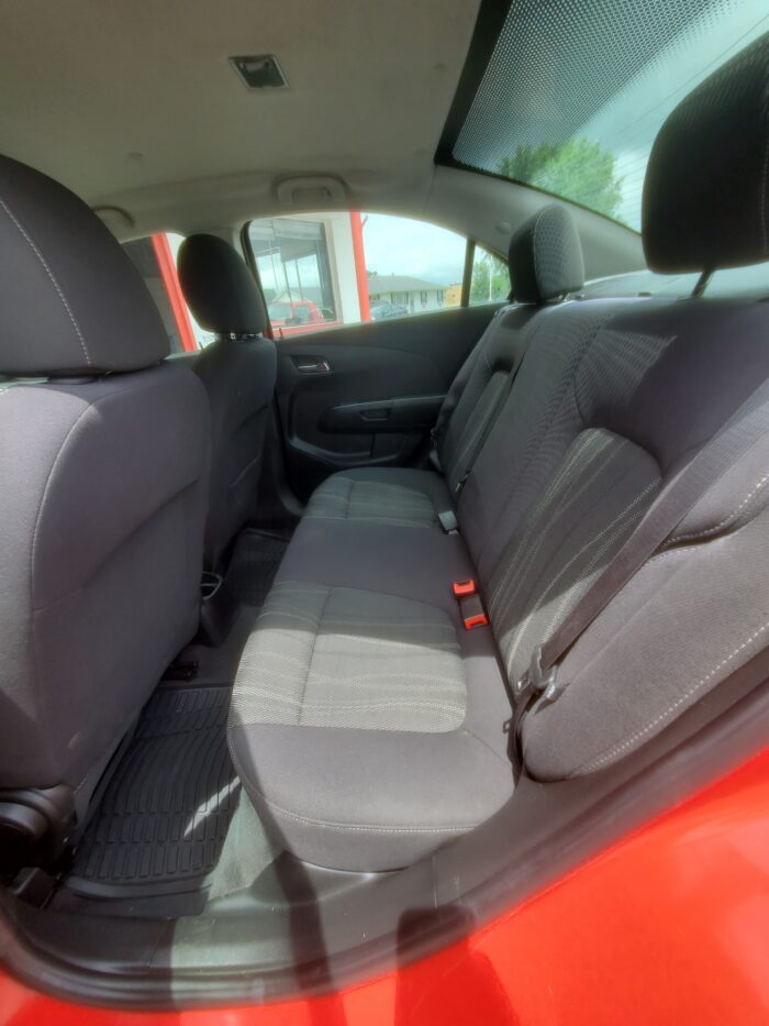 2014 Chevrolet Sonic LT - Image 11