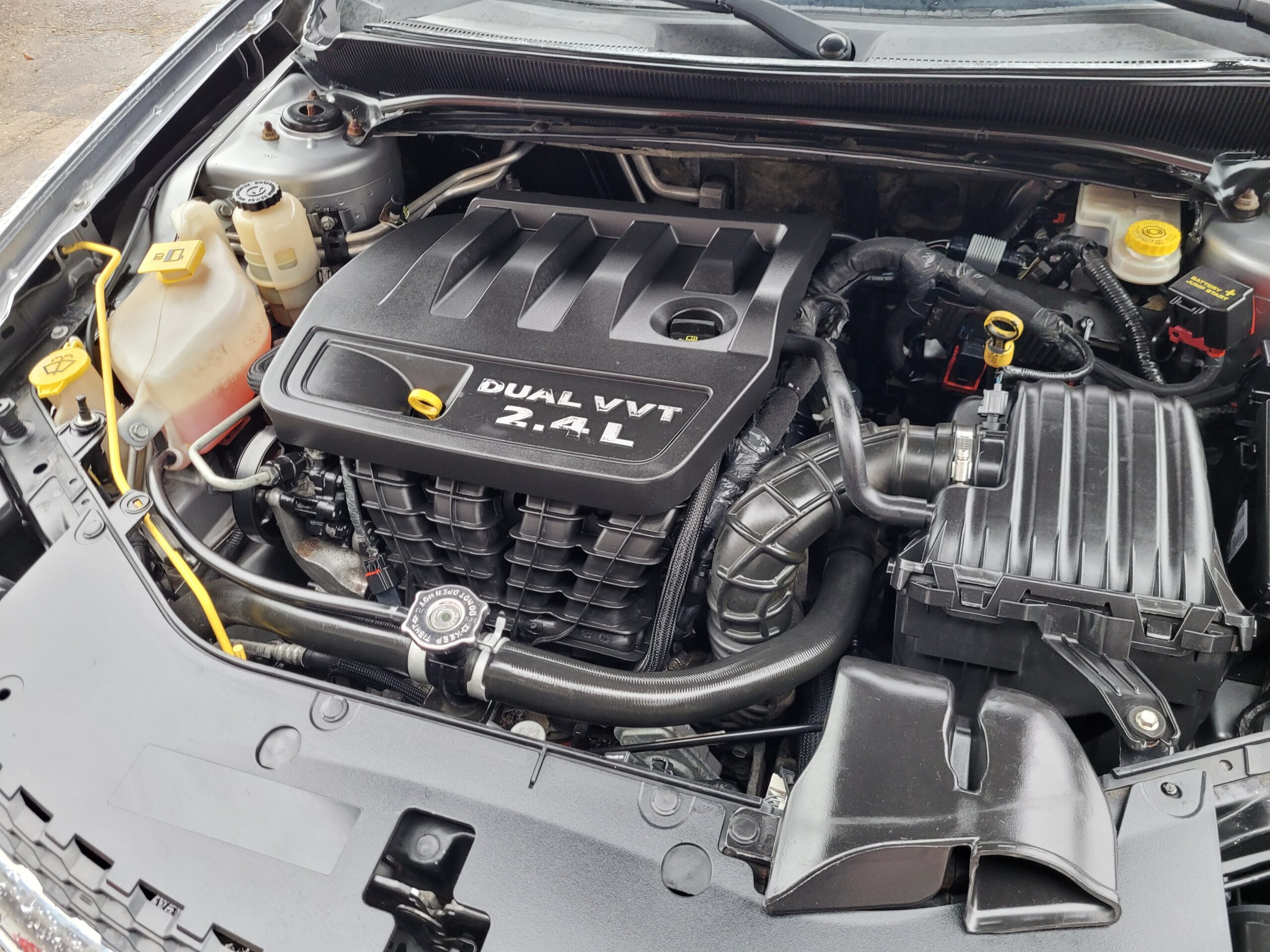 2014 Dodge Avenger SXT - Image 10