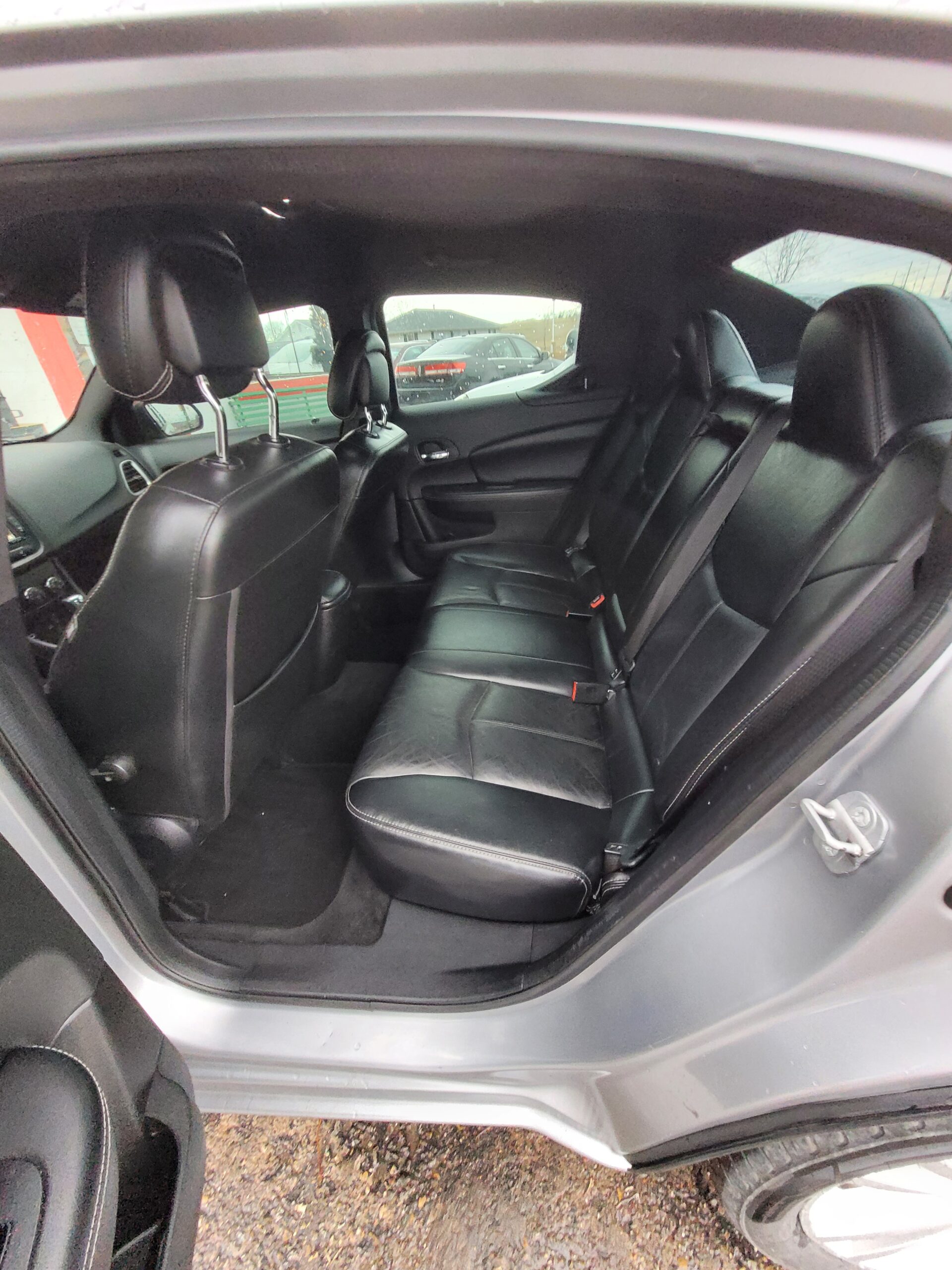 2014 Dodge Avenger SXT - Image 15