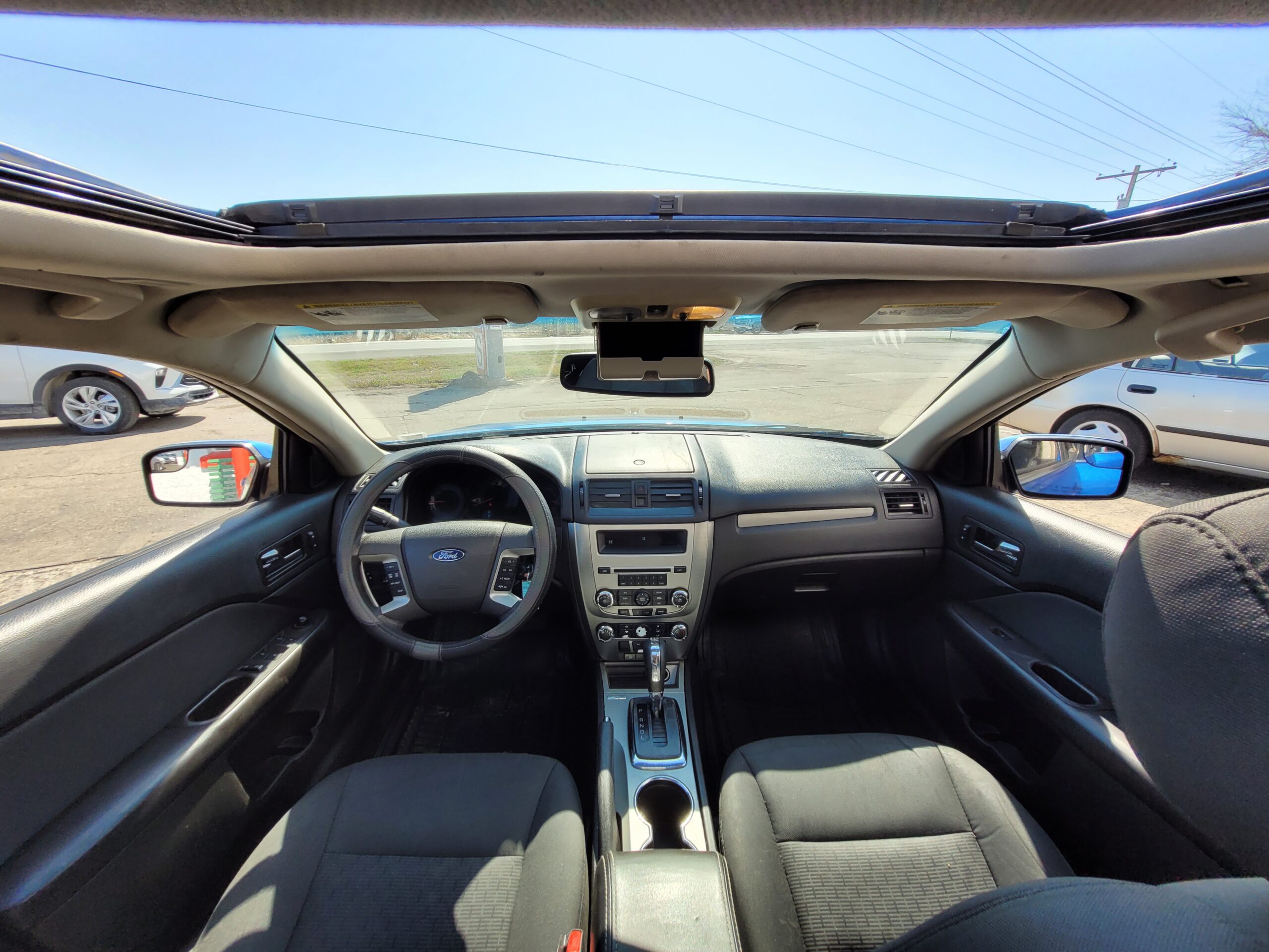 2012 Ford Fusion SE - Image 13
