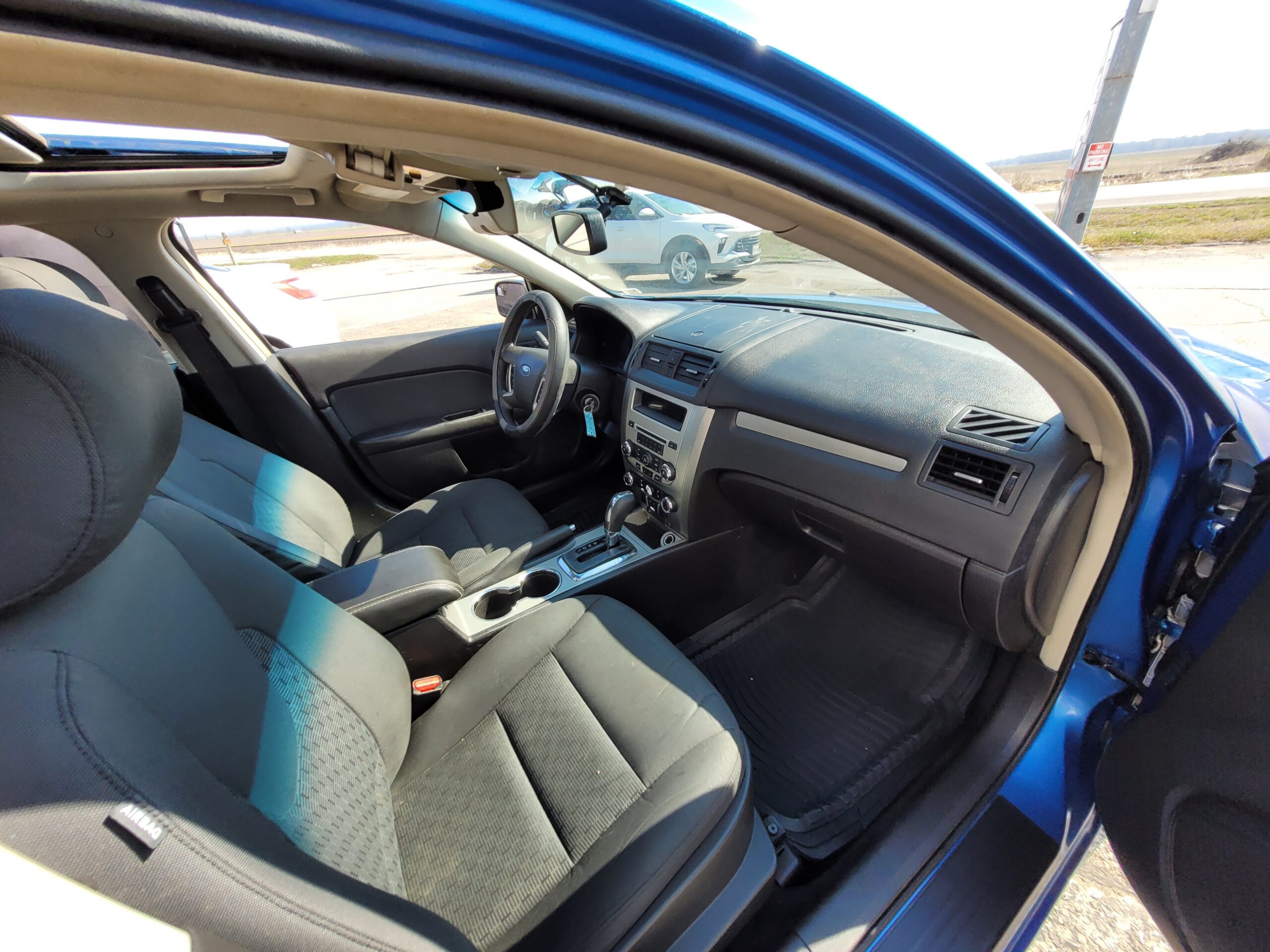2012 Ford Fusion SE - Image 15