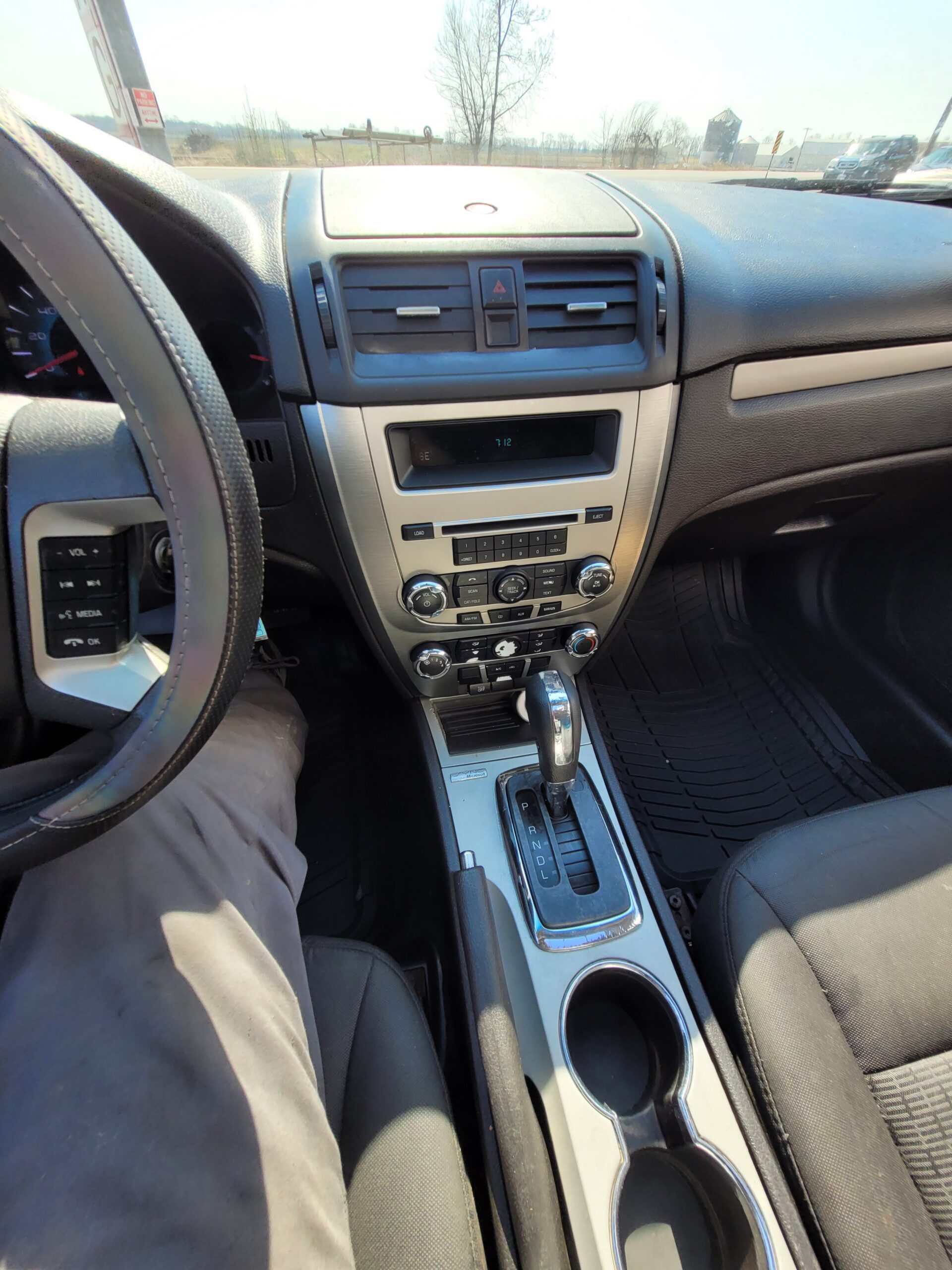 2012 Ford Fusion SE - Image 19