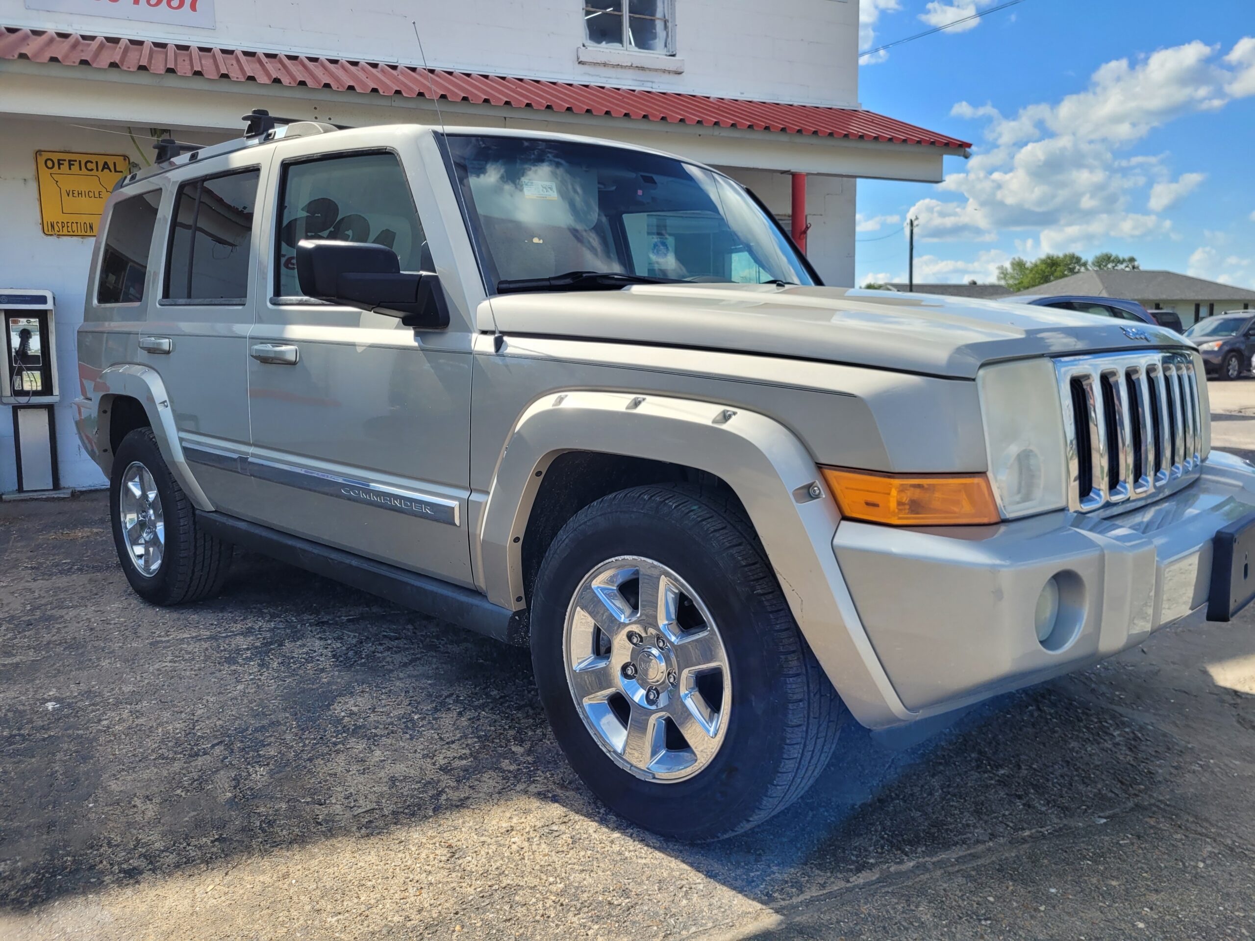 2007 Jeep Commander - Image 3