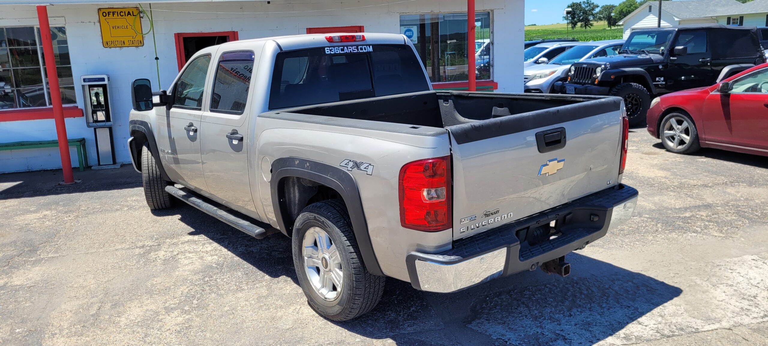 2009 Chevrolet Silverado - Image 6