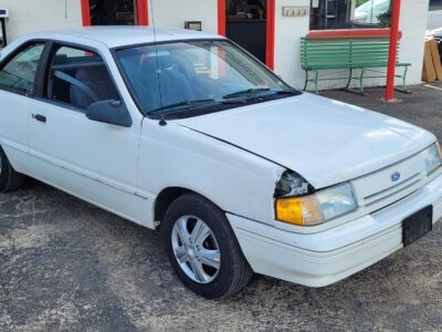 1993 Ford Tempo