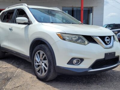 Alternative view of 2015 Nissan Rogue