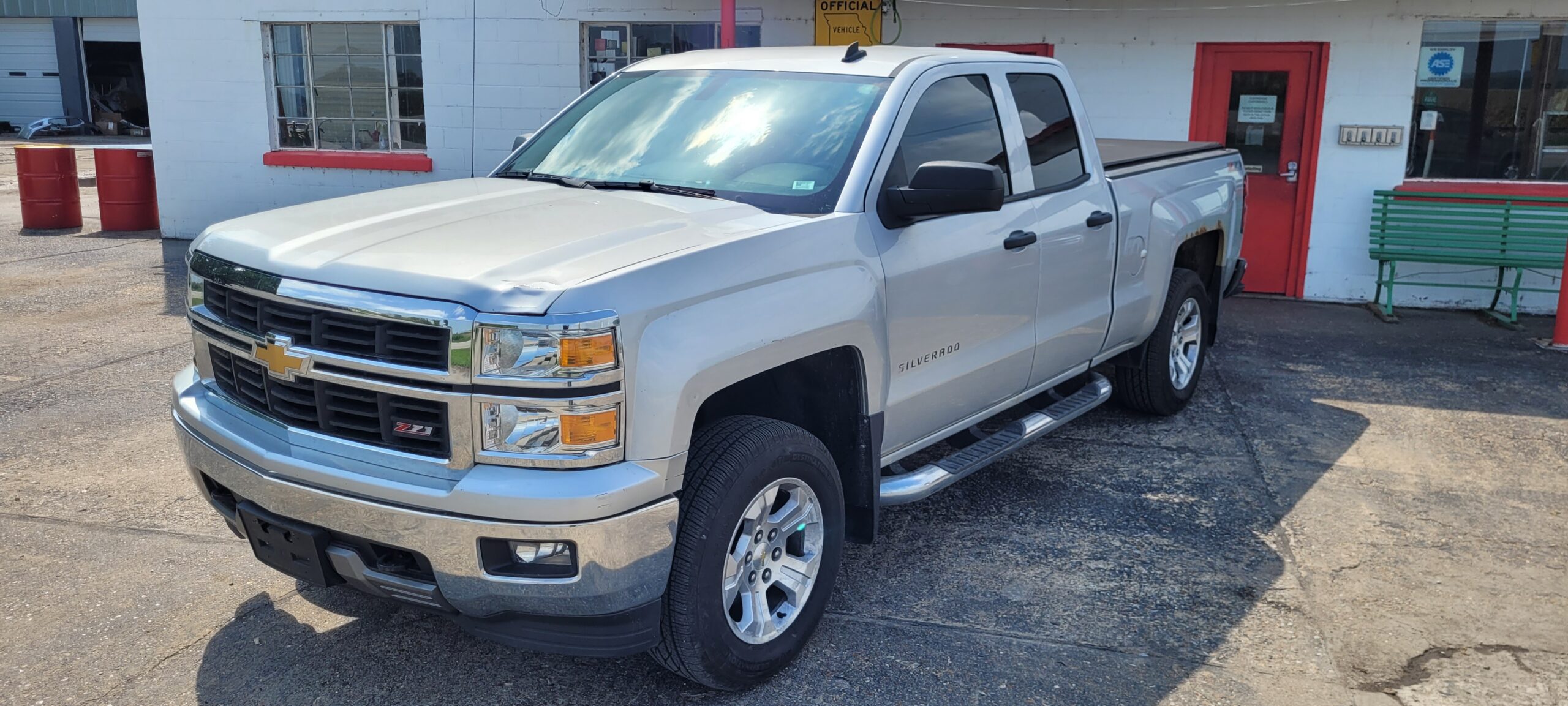 2014 Chevrolet Silverado - Image 4
