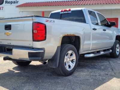 2014 Chevrolet Silverado - Image 9