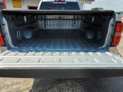 2014 Chevrolet Silverado - Image 12