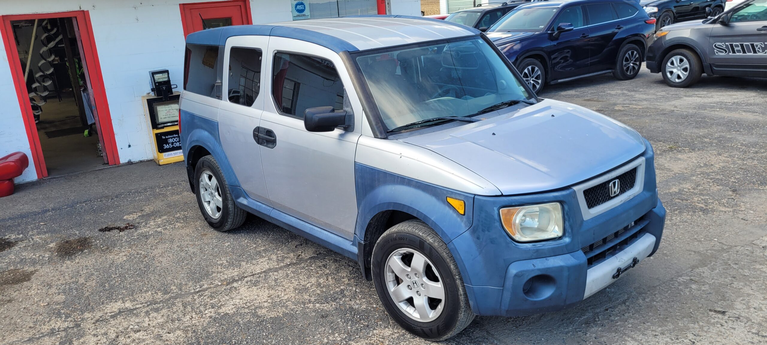 2005 Honda Element - Image 2