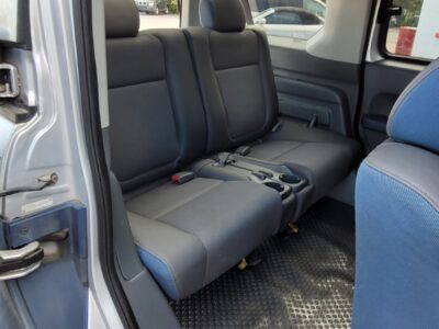 2005 Honda Element - Image 13