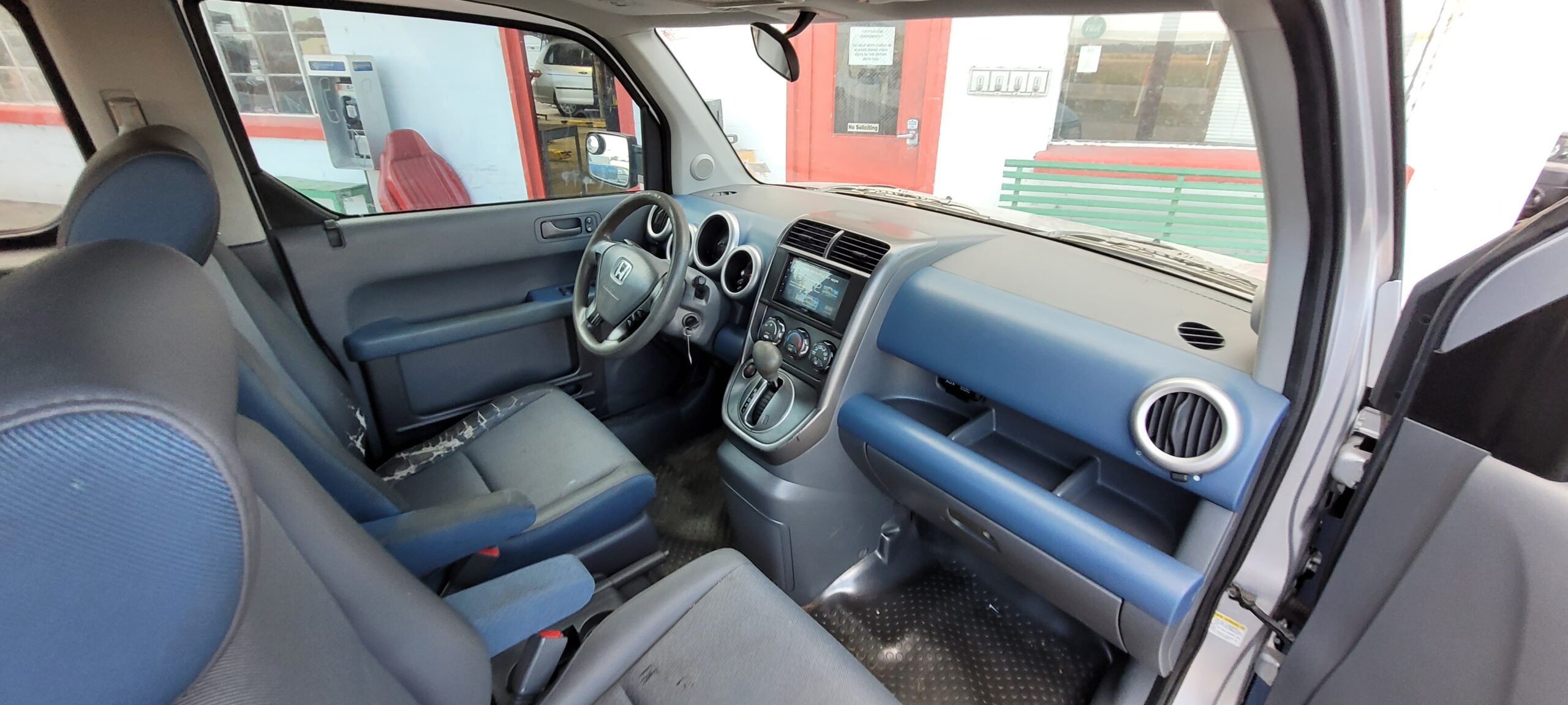 2005 Honda Element - Image 15