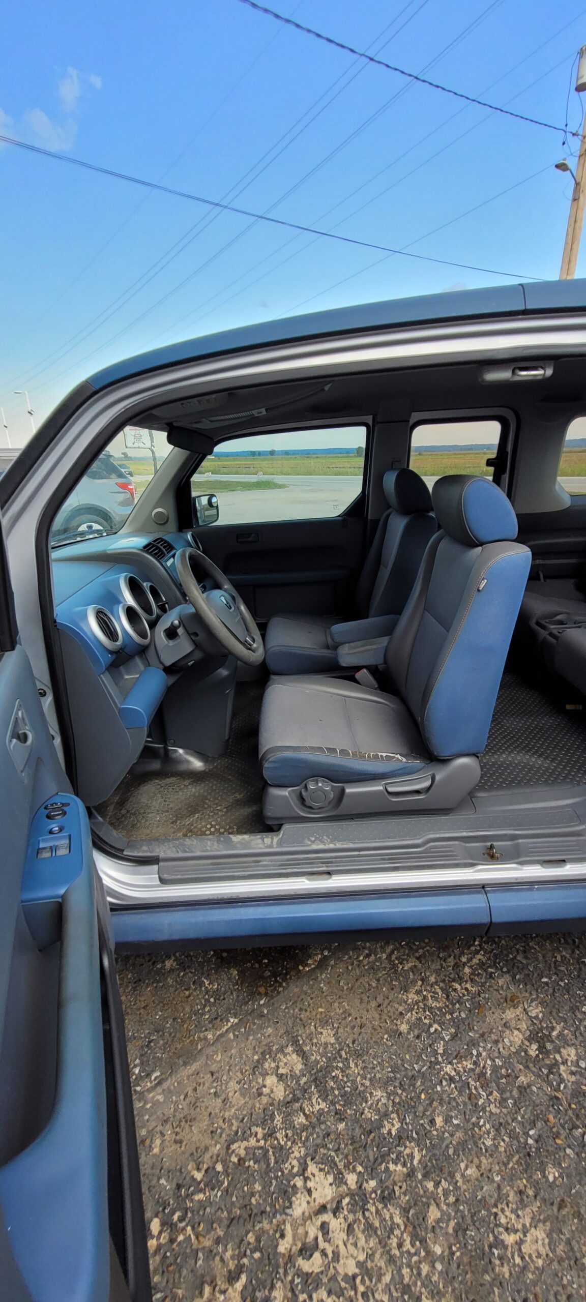 2005 Honda Element - Image 17