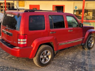 2008 Jeep Liberty - Image 8