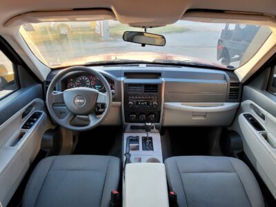 2008 Jeep Liberty - Image 17